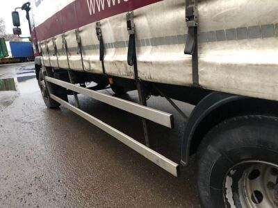 2014 MAN TGM 18 250 4x2 Curtainsider - 10