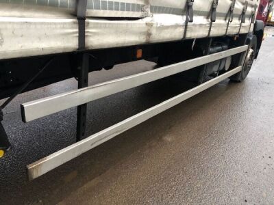 2014 MAN TGM 18 250 4x2 Curtainsider - 14