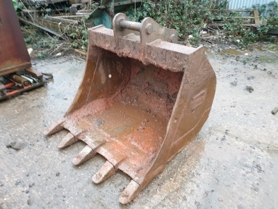 4ft Digging Bucket - 65mm Pins