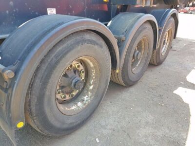 2006 Dennison Triaxle Skeletal Trailer - 6