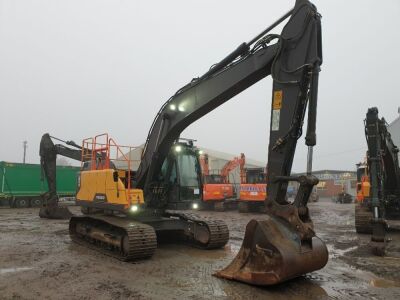 2016 Volvo EC220EL Excavator