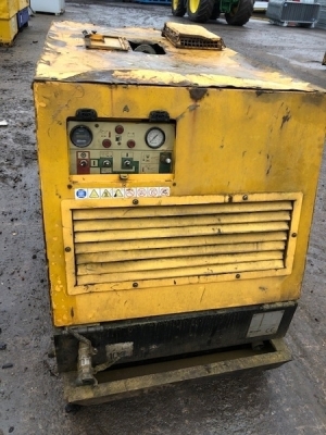Compair Single Tool Portable Compressor - 4