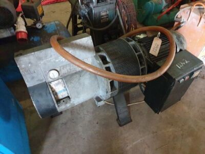 Hydrovane Compressor + Dryer  - 3