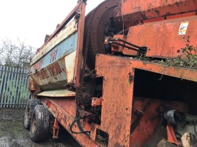 Finlay 797 Triple-Trom 2 Axle Trommel - 3