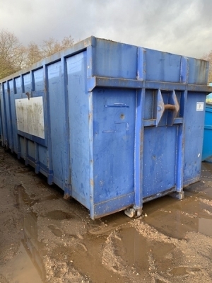 35yrd Big Hook Covered Bin - 2