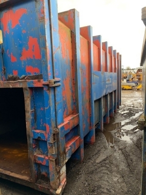 Big Hook Compactor Bin - 3