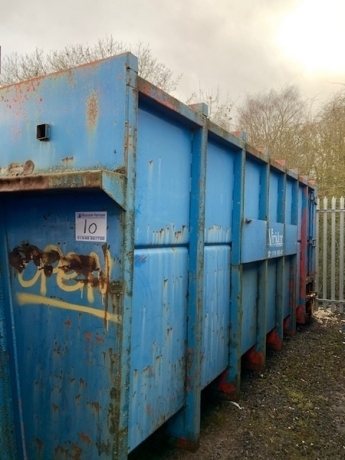 Big Hook Compactor Bin