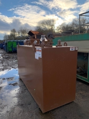 2007 Metcraft 3900 LTR Gas Oil Tank