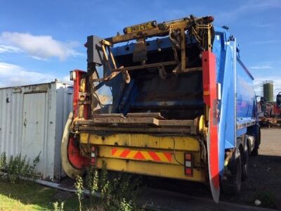 2011 VOLVO FE 300 Refuse Collector - 4