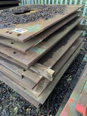 10 of 1450 x 1310 x 25mm (Approx) Steel Road Plates - 3