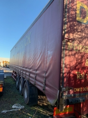 Mobile Picking Station Fitted in Curtainside Trailer - 3