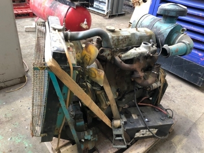 4 Cyl Ford Diesel Engine c/w Hydraulic Pump - 5