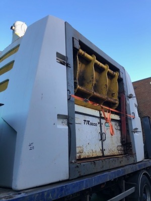 2013 Untha TR3200 Shredder 315kw