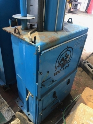 Mil-Tek 102 Baler - 4