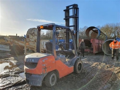 2013 Toyota 8FDF30 Diesel Forklift - 10