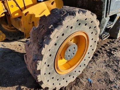 2014 JCB 550 80 Wastemaster Telehandler - 16