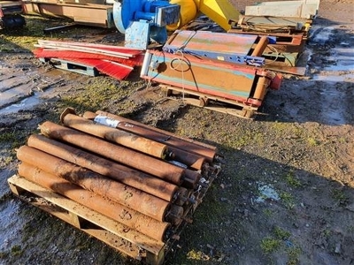 5 x Pallet of Misc Rollers, Conveyors, Brushes + Misc Parts