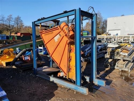 Mogensen Sizer Vibrating Screen c/w Frame