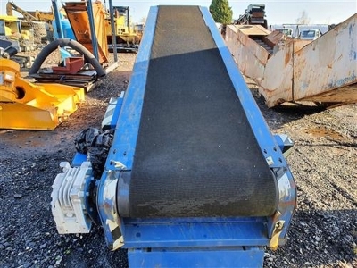 Mobile Electric Conveyor c/w Hydraulic Tilt, 600mm Belt - 9