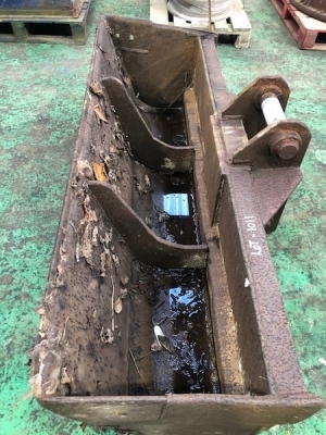 6ft Ditching Bucket, 65mm Pins - 2