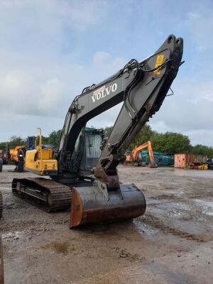 2011 Volvo EC210CL Excavator - 2