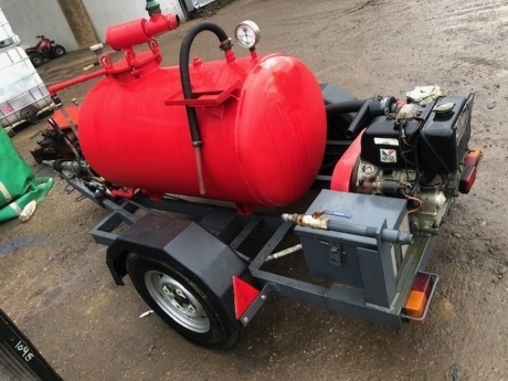 Drawbar Sani Snake Vacuum Tank 