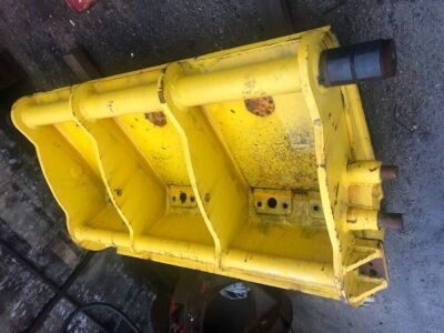 Untha TR3200 Shredder Barrel + Counter Plate - 6