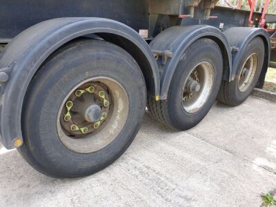 2007 Dennison Triaxle Sliding Skeletal Trailer - 5