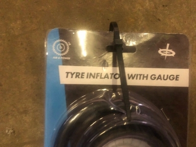 2 x Tyre Inflators c/w Gauges - 2