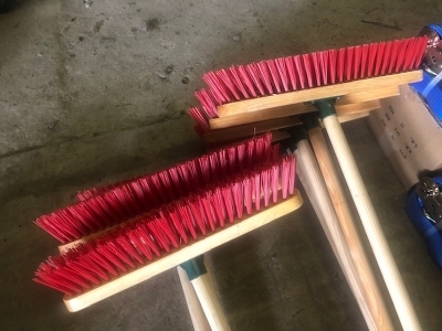 10 x Wide Stiff Yard Brushes - 2