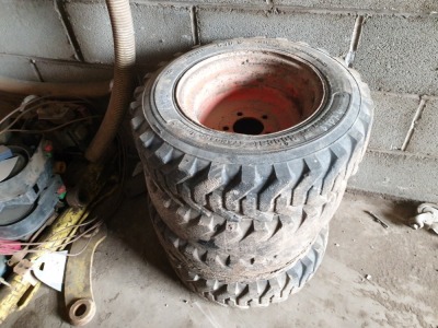 Bobcat S70 Wheels & Tyres