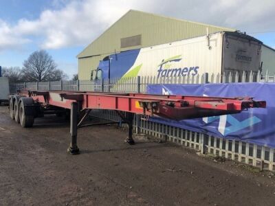 2002 Dennison Triaxle Sliding Skeletal Trailer