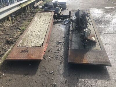 Pair Of 2012 Nooteboom Rear Ramps - 6