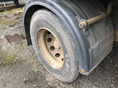 2010 Gray & Adams Tandem Axle Refrigerated Trailer  - 8