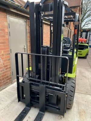 New + Unused 2020 (Delivered Jan 2021) Clark GTS30L 3 ton Diesel Forklift - 2