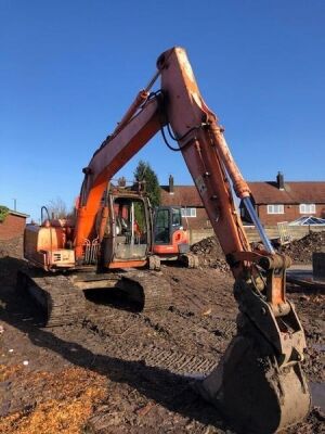 2001 Hitachi EX135 Excavator 