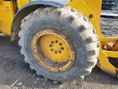 Matbro Loading Shovel - 15