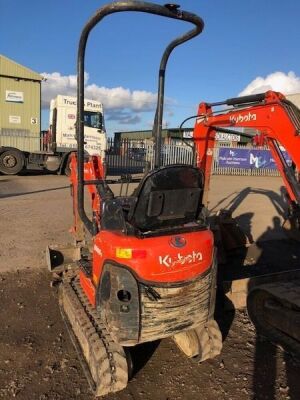 2017 Kubota K008-3 Mini Digger - 2