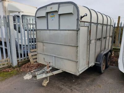 Richardson Tandem Axle Drawbar Livestock Trailer  - 7