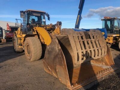 CAT 962H Wheeled Loading Shovel - 2