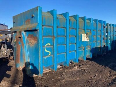 35 yrd Big Hook Compactor Bin