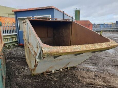 10 yrd Enclosed Skip