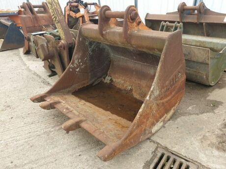 5ft Digging Bucket 80mm Pins 