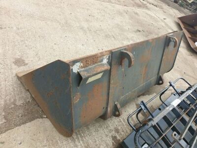 7ft 6Inch Loading Bucket  - 2