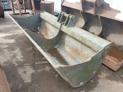 8ft Geith Ditching Bucket 70mm Pins  - 2
