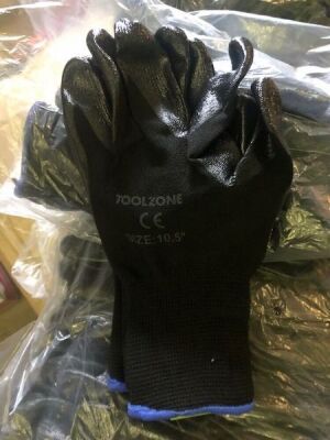 240 Pairs of Work Gloves Large