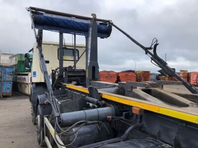 2010 Scania P360 8x4 Big Hook  - 15