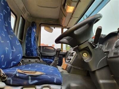 2012 Iveco Stralis 260 6x2 Rear Lift Crane Dropside Flat - 6