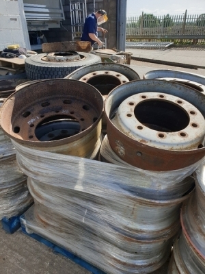 Qty of 12 Steel Trailer Rims - 2