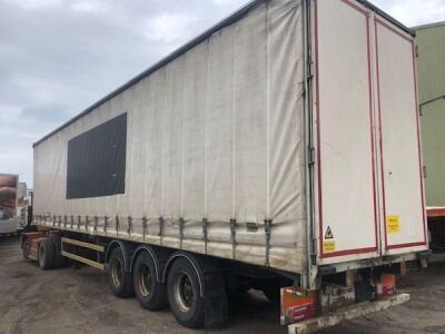 2005 Corus Triaxle Curtainside Trailer 